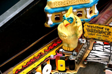 Flintstones Pinball Machine - Image 11