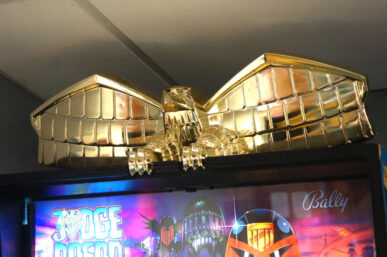 Judge Dredd Pinball Machine - Image 10