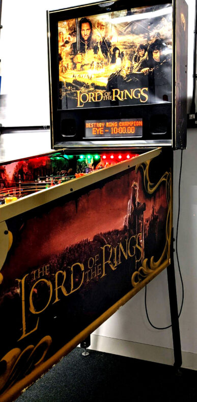 Lord of the Rings Pinball Machine - Image 8