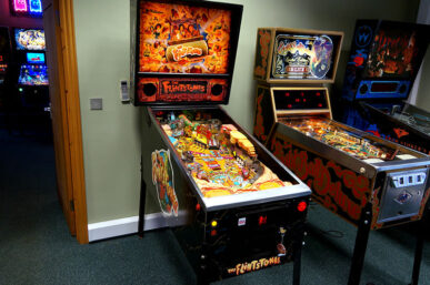 Flintstones Pinball Machine